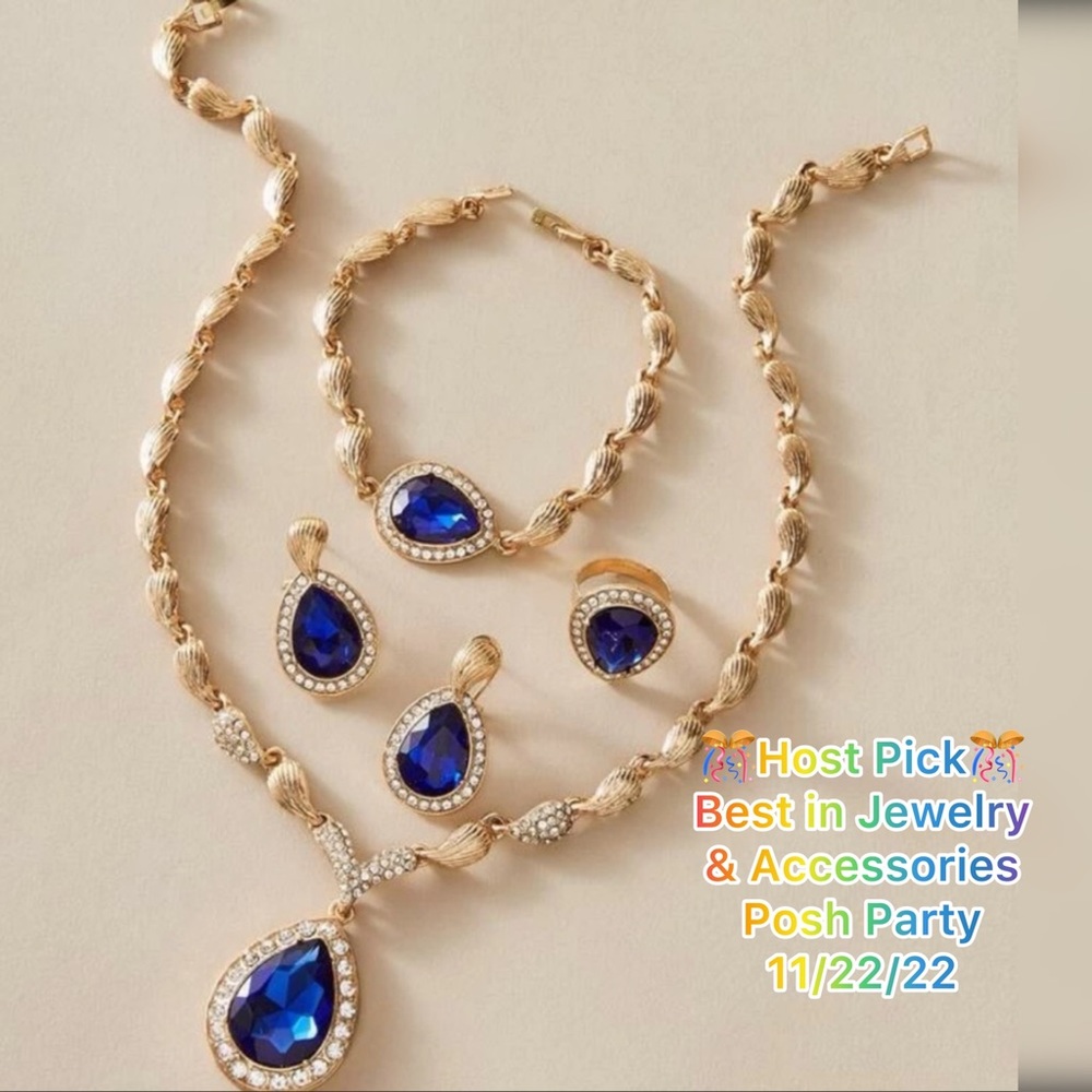 Super Chic & Cute Spiral Design Necklace With Bracelet, Earrings & Finger Ring